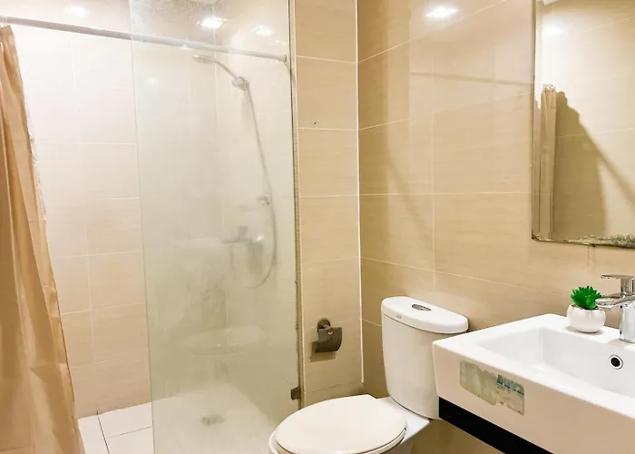 Stylish Condo, Venice Bgc, Pool, Wifi #vlrtc29e Manila